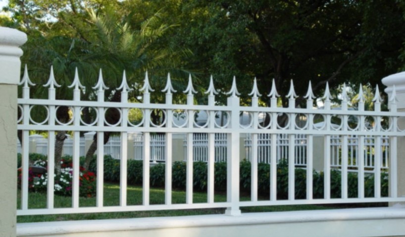 Các mẫu hàng rào sắt hộp đẹp được ưa chuộng hiện nay