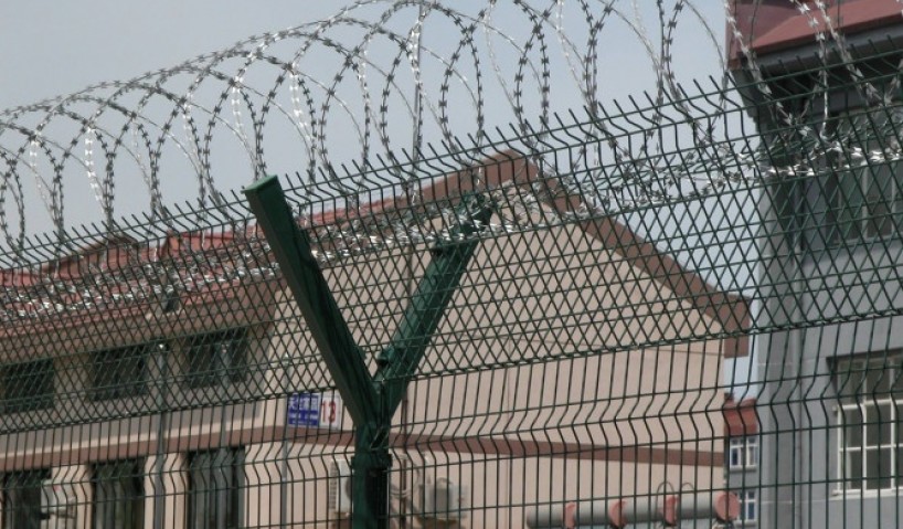 Báo giá hàng rào thép gai chất lượng giá rẻ [cập nhật mới nhất]