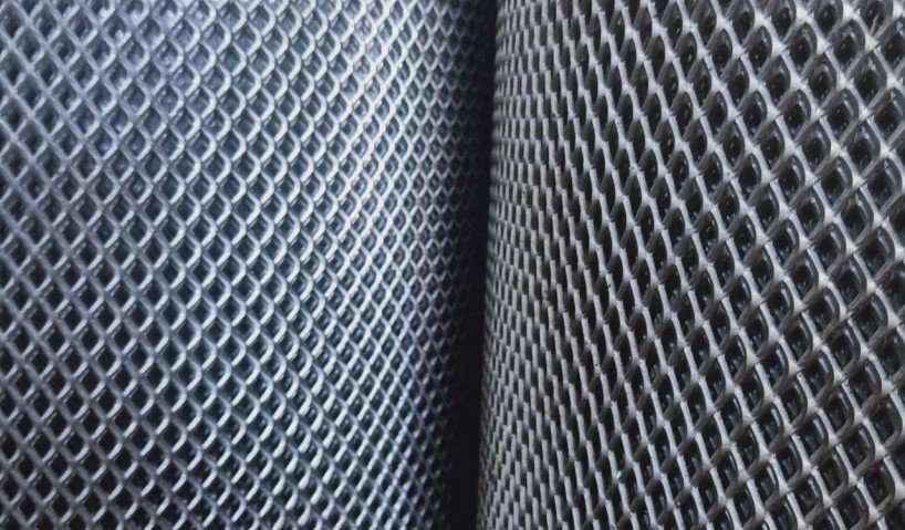 Giá lưới mắt cáo loại nhỏ các loại