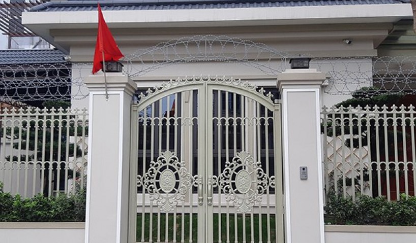 Các mẫu cổng rào đẹp, bền và phổ biến hiện nay